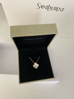 Van Cleef necklace mother-of-pearl