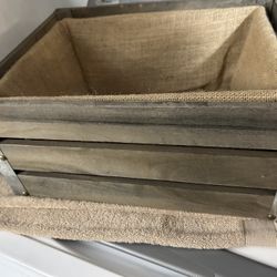 Med  Wood Box With Burlap Liner