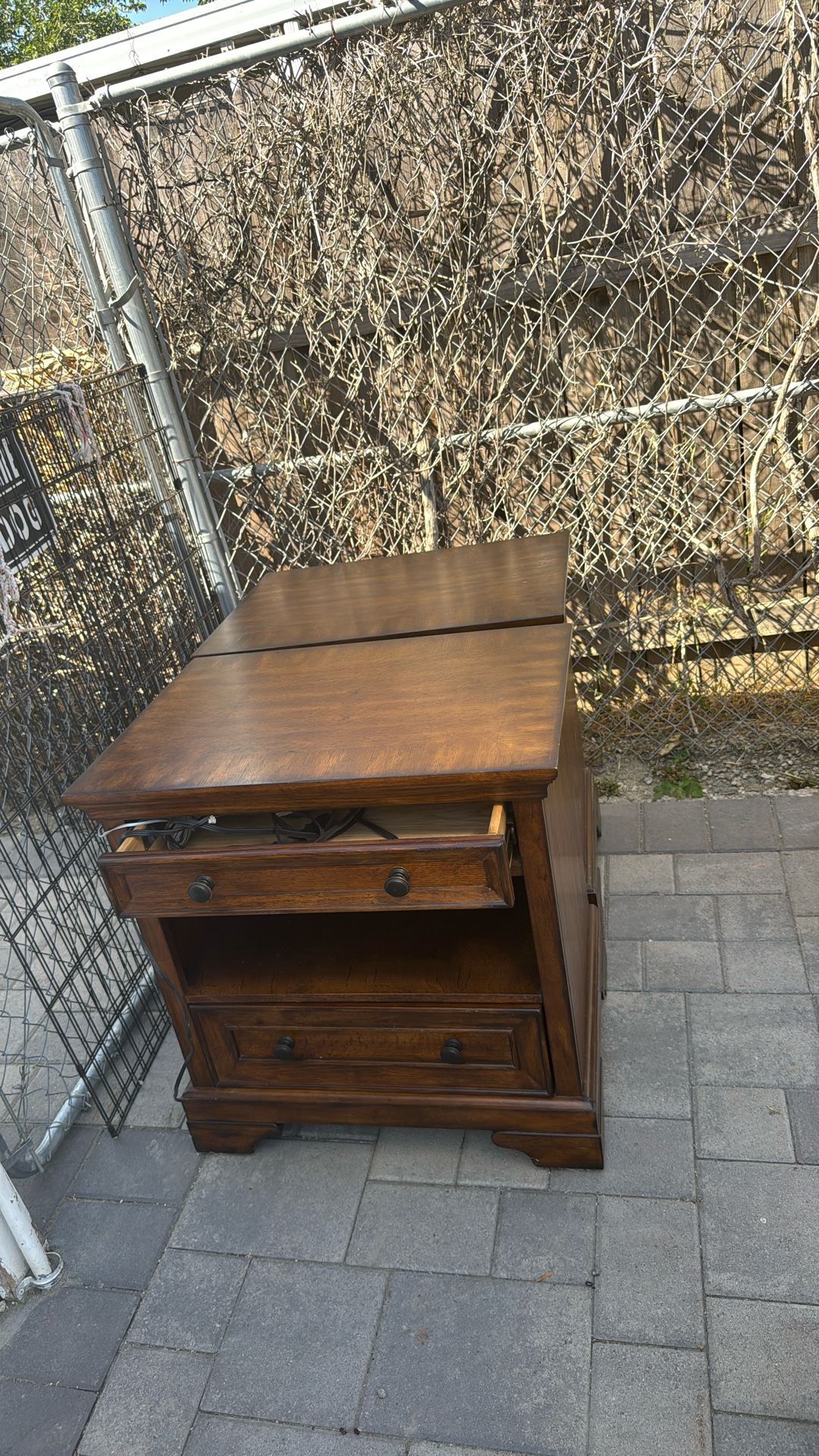 Cal King Bedroom Set