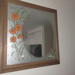 Beautiful Vintage Framed  Elgin Flower Mirror(Great Condition)