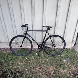 Fixie 6KU Bike 26 inch Black New Chain And Runs Smooth 