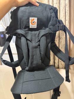 Ergobaby Omni baby carrier