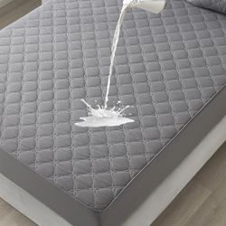 New Waterproof Mattress Protector - Queen Size Mattress Pad Silent & Fitted Sheet Style | Full Bed Protection for Kids, Pets, Adults | Hypoallergenic,