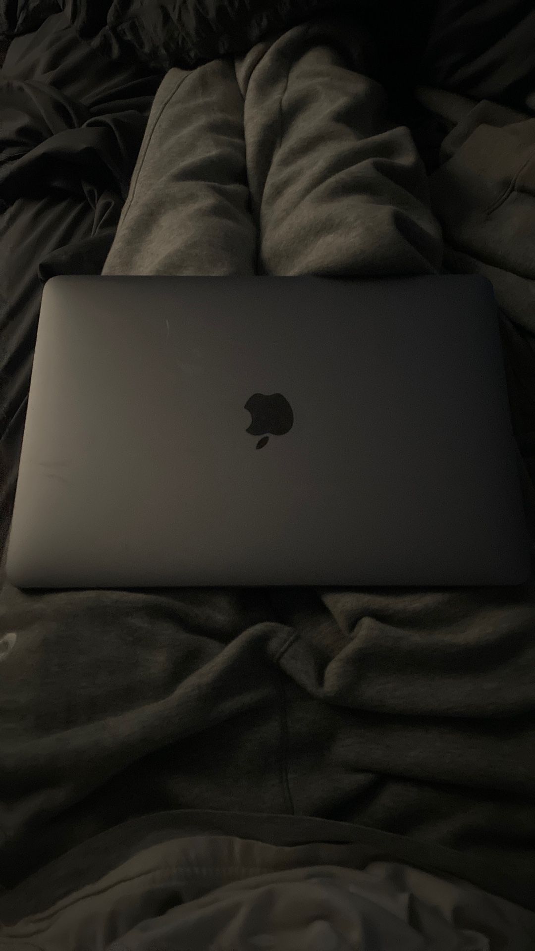 MacBook