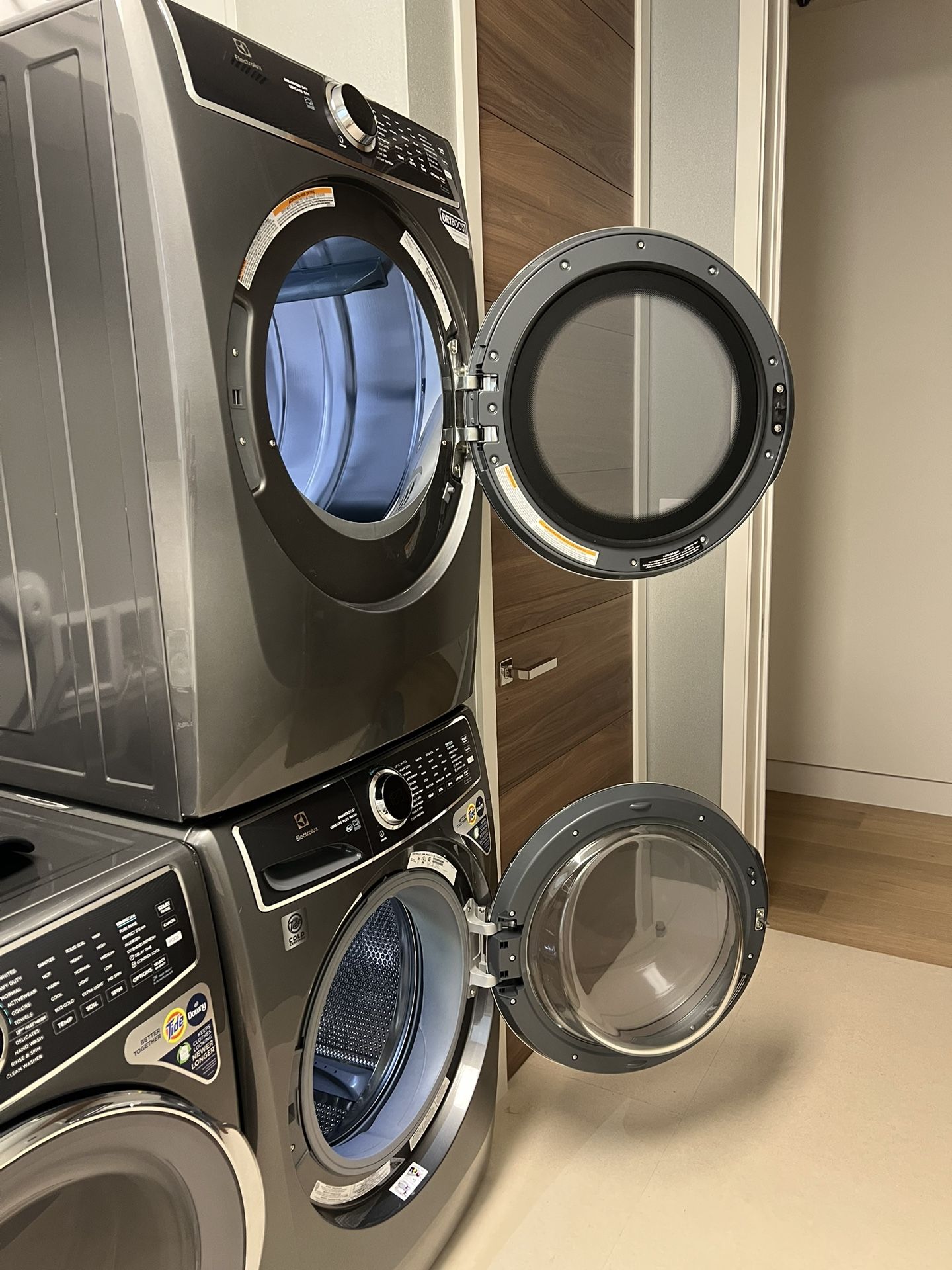 Brand New Washer & Dryer 