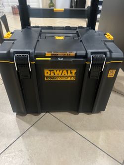 Dewalt 24” rolling toolbox