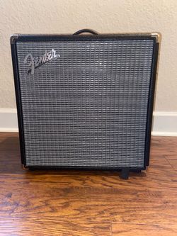 Fender Rumble 40 Bass Combo Amp.