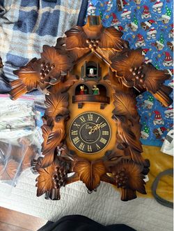 Cuckoo Clock The Time wooden