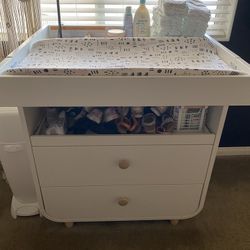 IKEA CHANGING TABLE