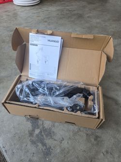 Desk monitor arm