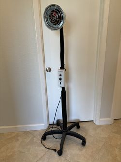 Infrared lamp w/ red bulb