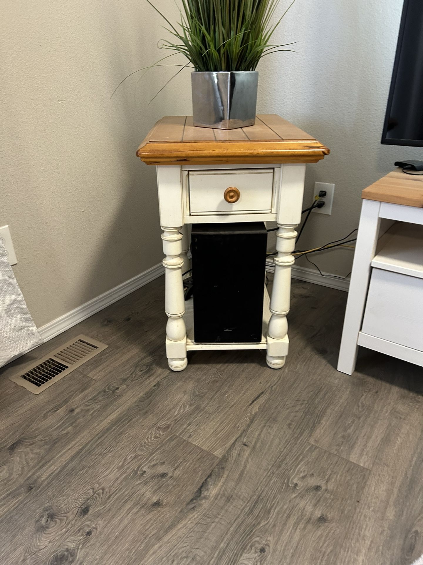 Coffee And End Table Set