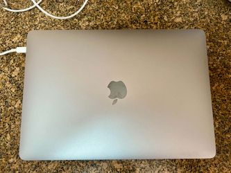 GREAT CONDITION FVFZ1JQ5L410 MacBook Pro i5 1.4GHz 13" (Mid 2019) 256GB SSD + Apple Charger