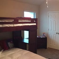 Kids Bunkbed (Full / Twin)