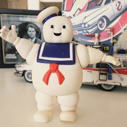 Stay Puft Marshmallow Men:  18 Pufts Baby!  Ghostbusters Action Gallore!