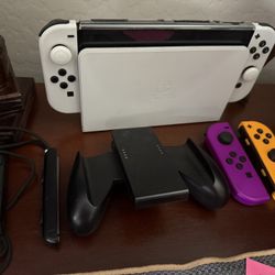 White OLED Nintendo Switch
