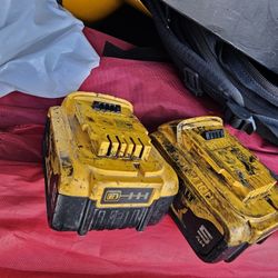 2 Dewalt 4h Batteies