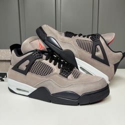Air Jordan 4 Retro Taupe Haze Size 13 Men’s