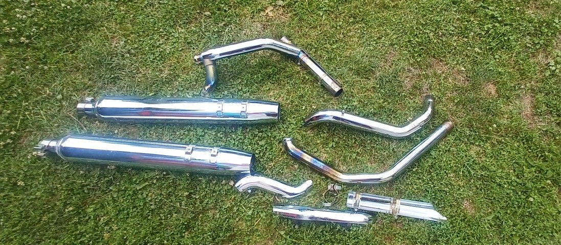 99'-00' Vance and hines 16533