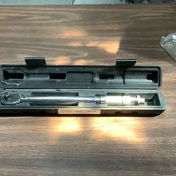 Pittsburgh Pro Click-Type 1/2” Torque Wrench