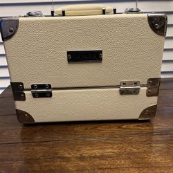 Vavara Make Up Case