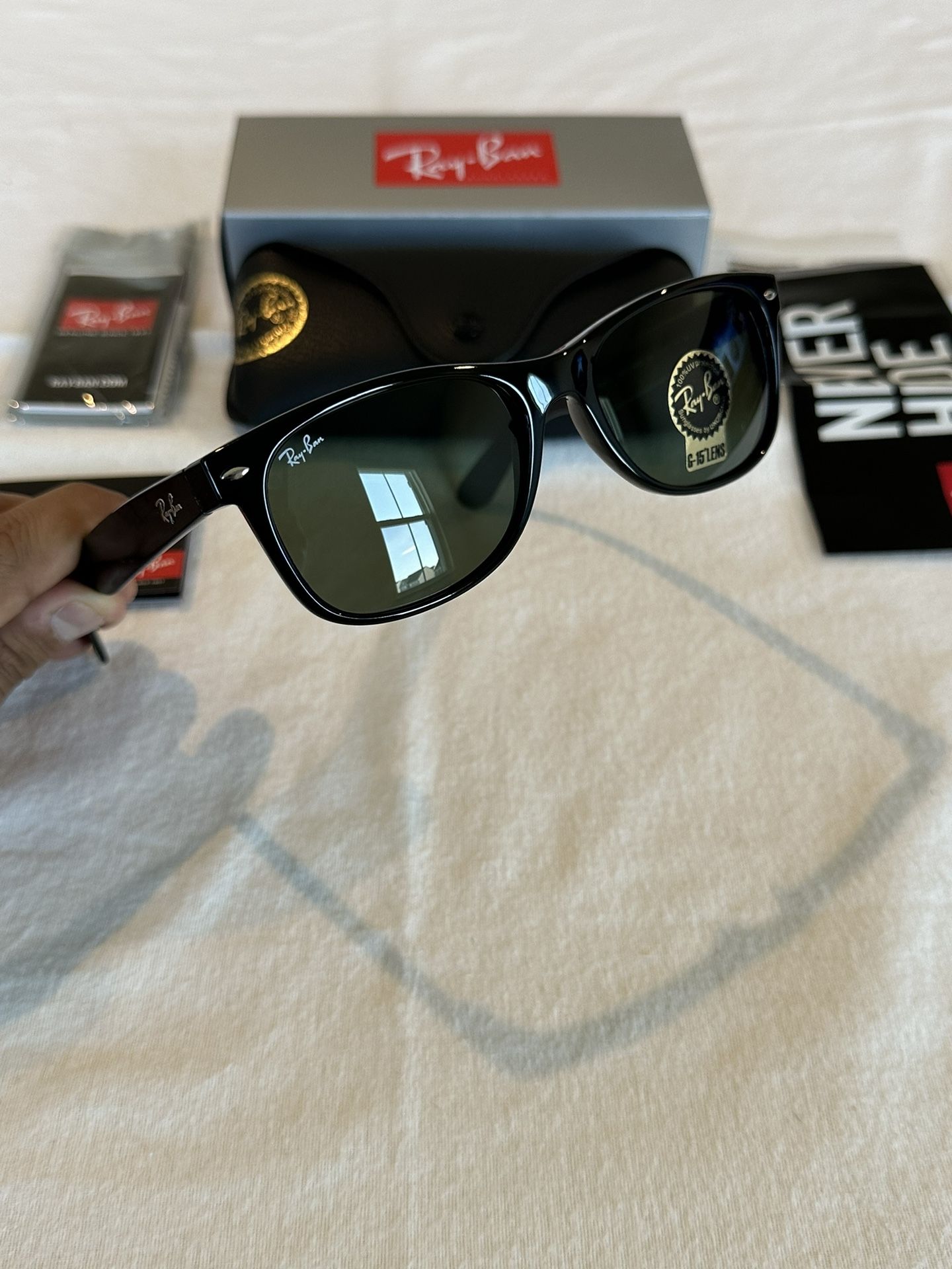 New RayBan Matte Black Classic Wayfarer Sunglasses