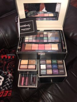 Ultra Beauty, Beauty Treasures makeup