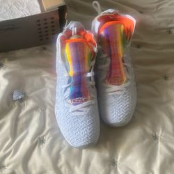 Nike Lebron Size 9 1/2