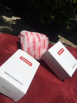 Supreme shower caps