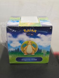 Pokémon GO Dragonite VSTAR Premium Collection Box
