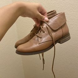 Steve Madden Boots/ Booties