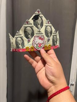 Crowns for graduactions