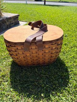 Vintage Picnic Basket