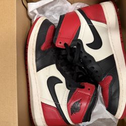 Jordan 1 Retro High Bred Toe