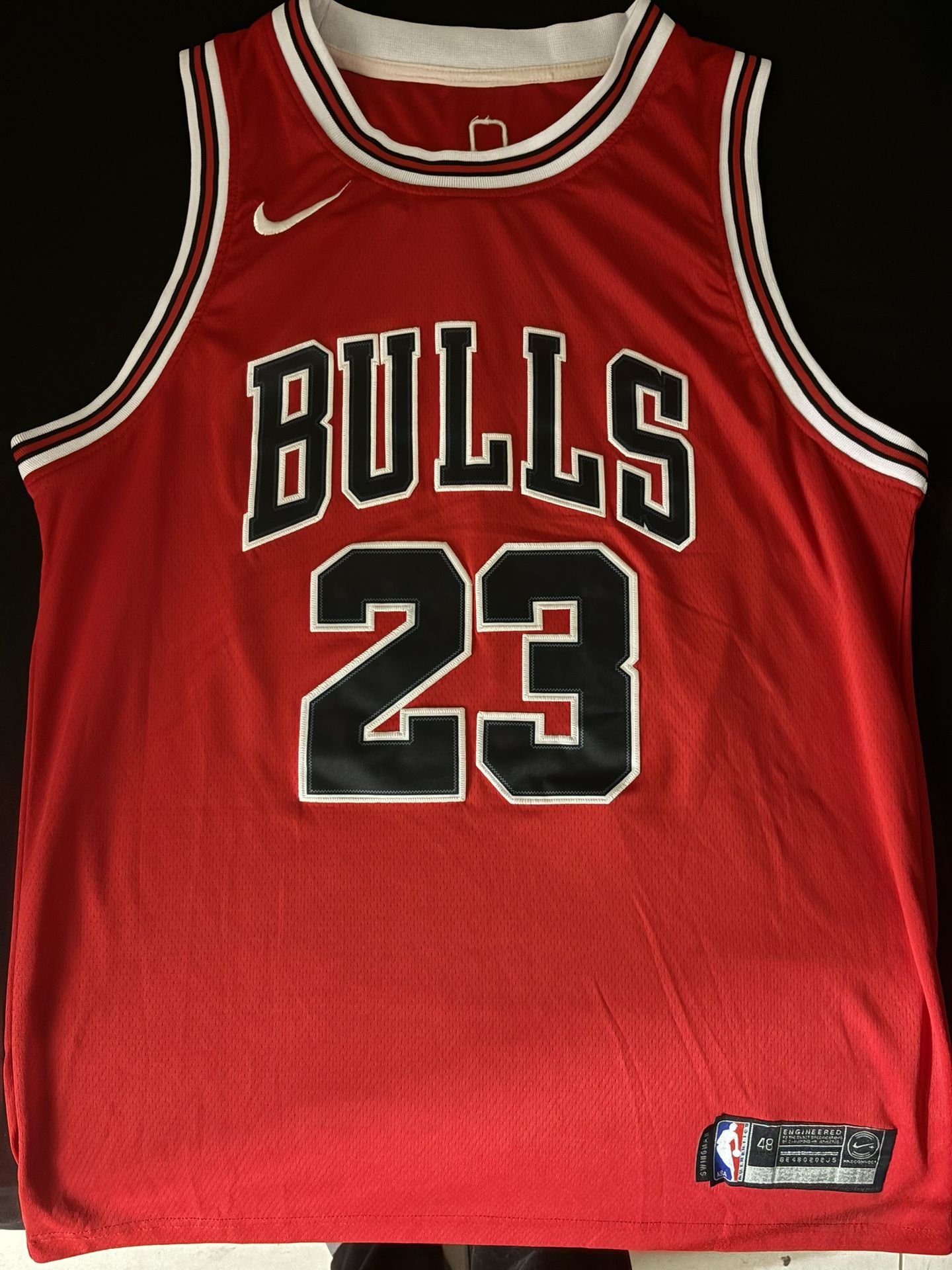 Michael Jordan Bulls Red Jersey – Classic Look! (XL)