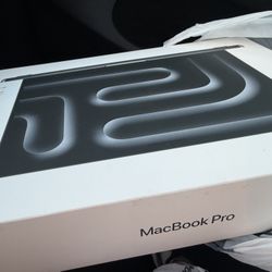 14-inch MacBook Pro - Apple M5 chip with 10-core CPU and 10-core GPU - 16GB Memory - 512GB SSD Space Black