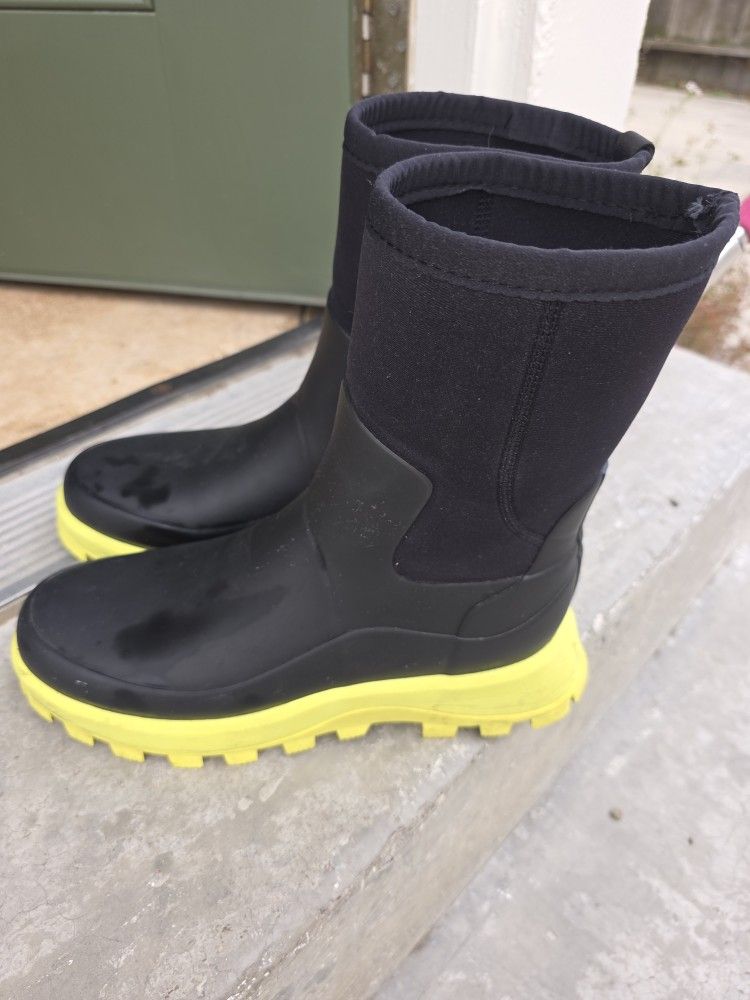 Hunter Rain Boots Size 9Women/7Men