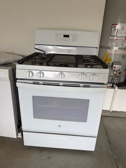GE oven. Gas