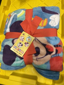 Mickey And Friends Throw Blanket 