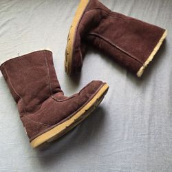 Plum Uggs