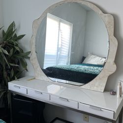 Selling Mirror & Desk Details In Description 