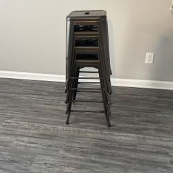 4 Bar Stools