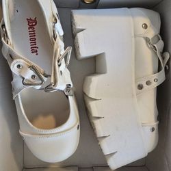 White Mary Jane Demonias 9