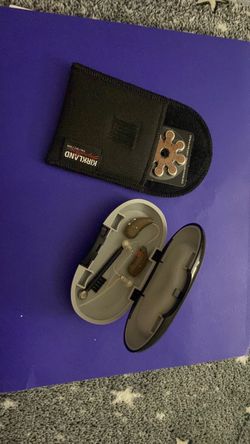 Kirkland Signature Hearing Aids - Pair + Case + Batteries - Works - $250