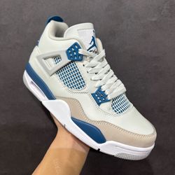 Air Jordan 4 Retro Military Blue