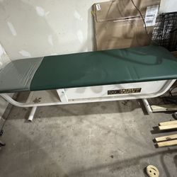 Ergo Wave Chiropractor massage table 