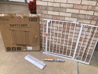 29-40” pressure mounted gate (price firm)