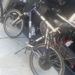Ebike. With Charger 30 MPR.