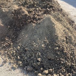 Free Dirt!!! Free Delivery!!!