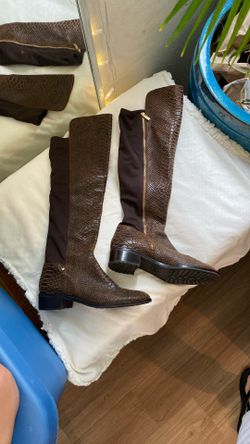 Micheal Kors Leather Boots